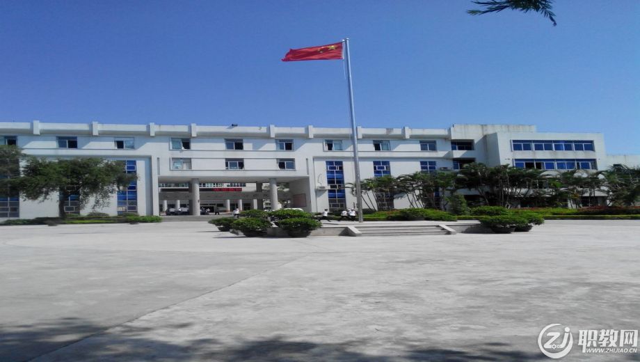 汕头市潮阳建筑职业技术学校.jpg