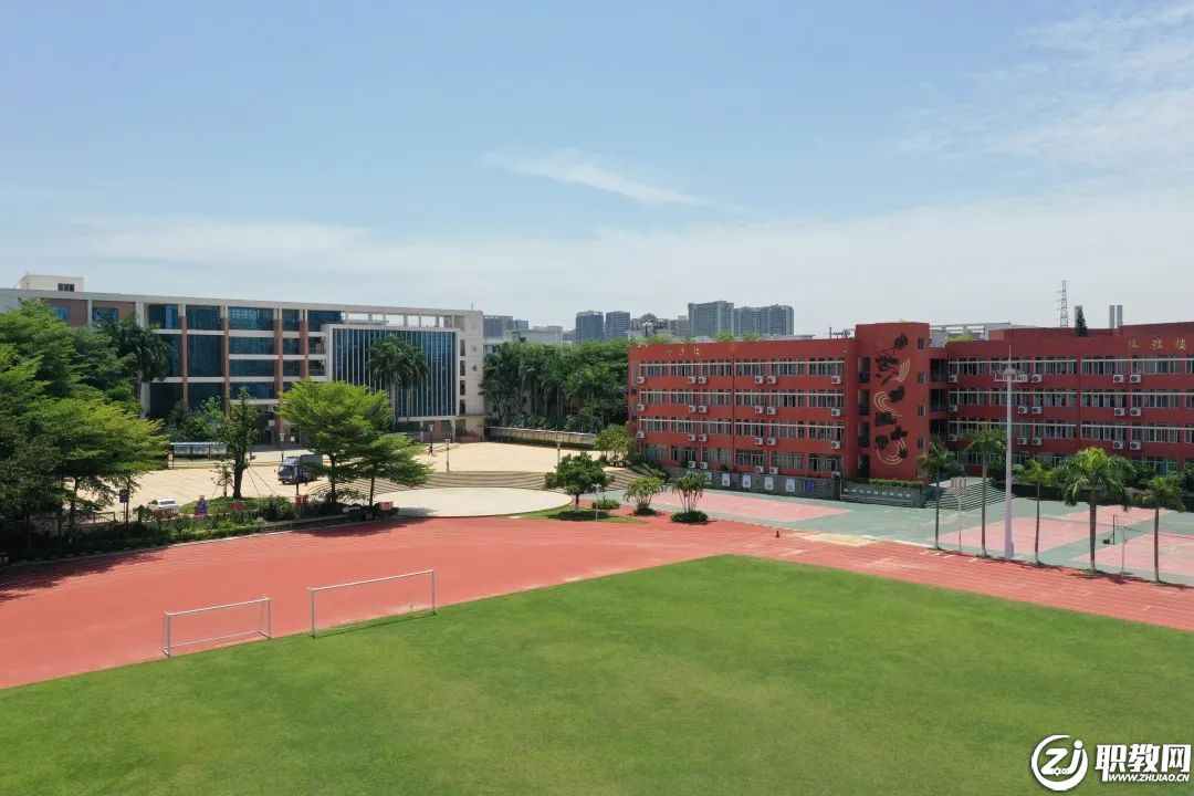 深圳沙井职业高级中学图片
