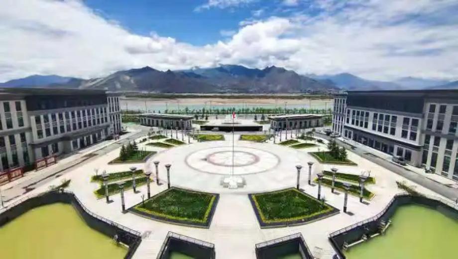 西藏技师学院校园风光